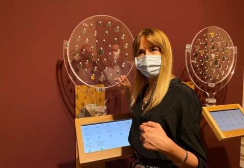 Monetiere Interattivo Rotante