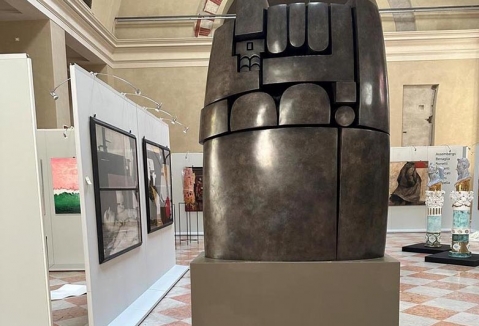 Parete espositiva autoportante modulare e bifacciale per pinacoteche e gallerie d'arte della LINEA OSTENDO Brescia