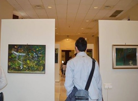 Parete espositiva autoportante modulare e bifacciale per pinacoteche e gallerie d'arte della LINEA OSTENDO