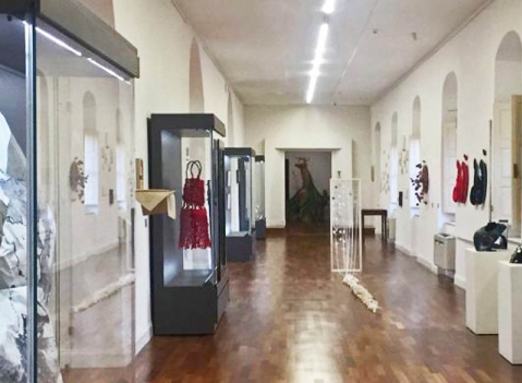 Vetrine espositive per musei della linea Theca